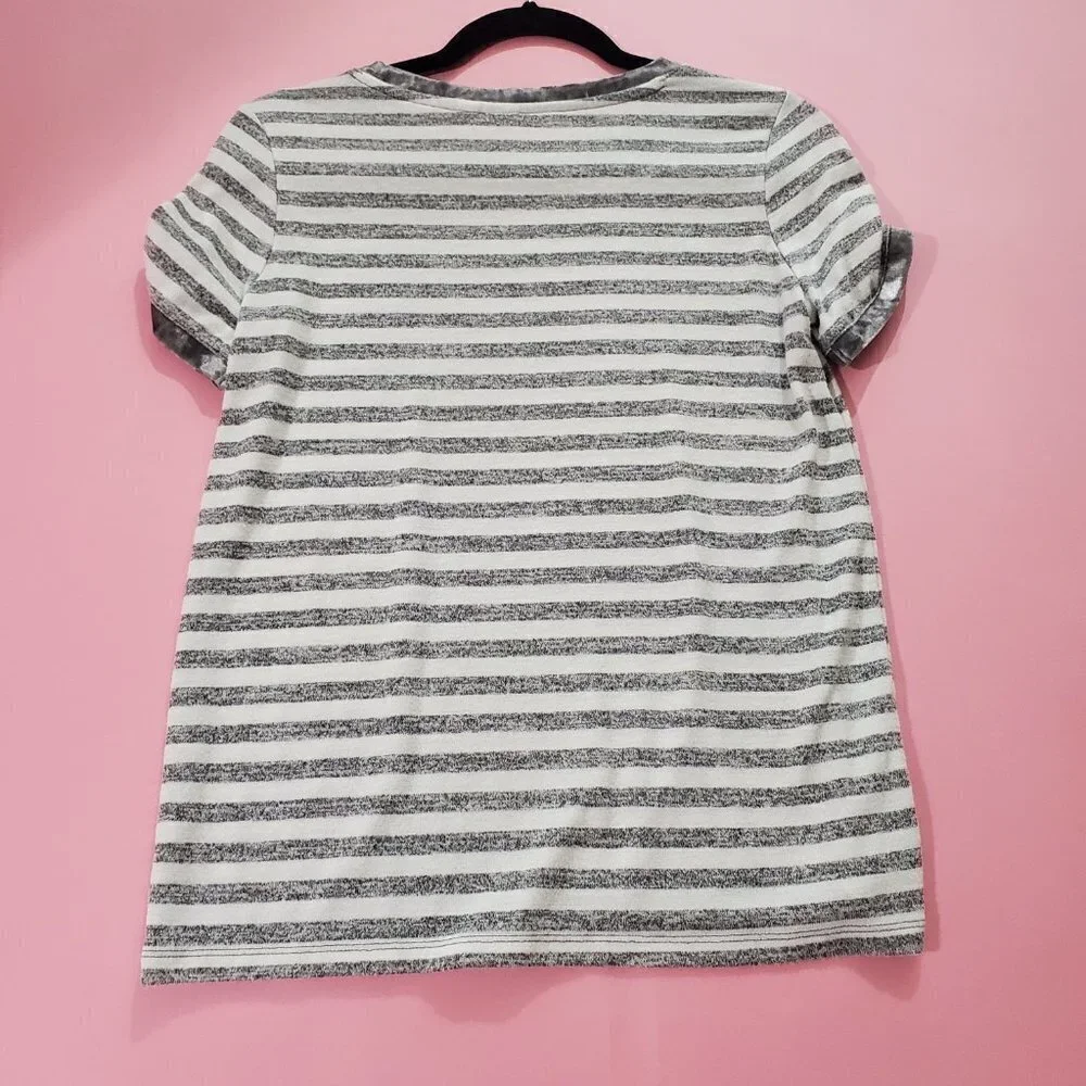 ✨ Gap Knitted Knit Striped Velvet Short Sleeve Shirt ✨ - Picture 4 of 5
